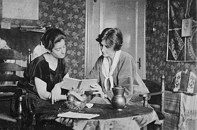 Frieda Belinfante & Henriëtte Bosmans (bron: wikipedia)