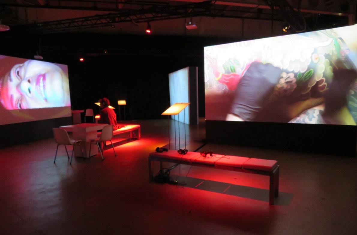 Zaal overzicht Projections